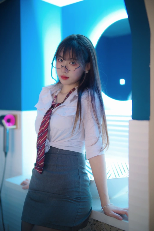 舰长图包+骆驼趾跳舞视频 - b站青稞芋泥陶可爱